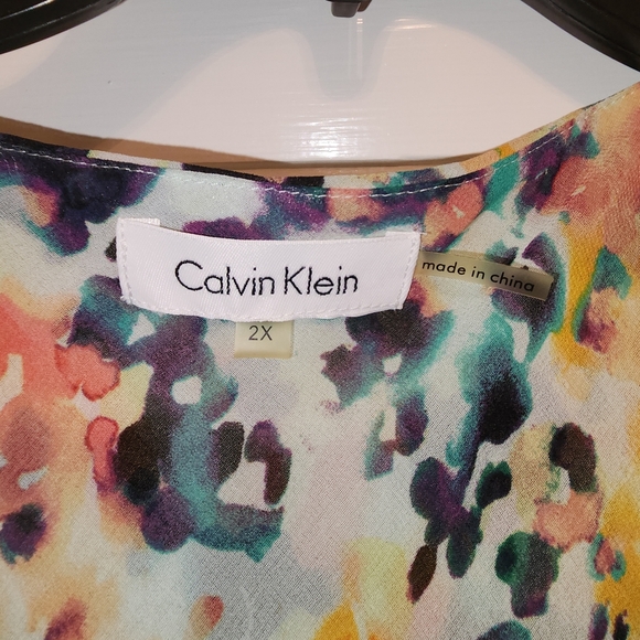 Calvin Klein Abstract Multicolor Tunic - Picture 4 of 6